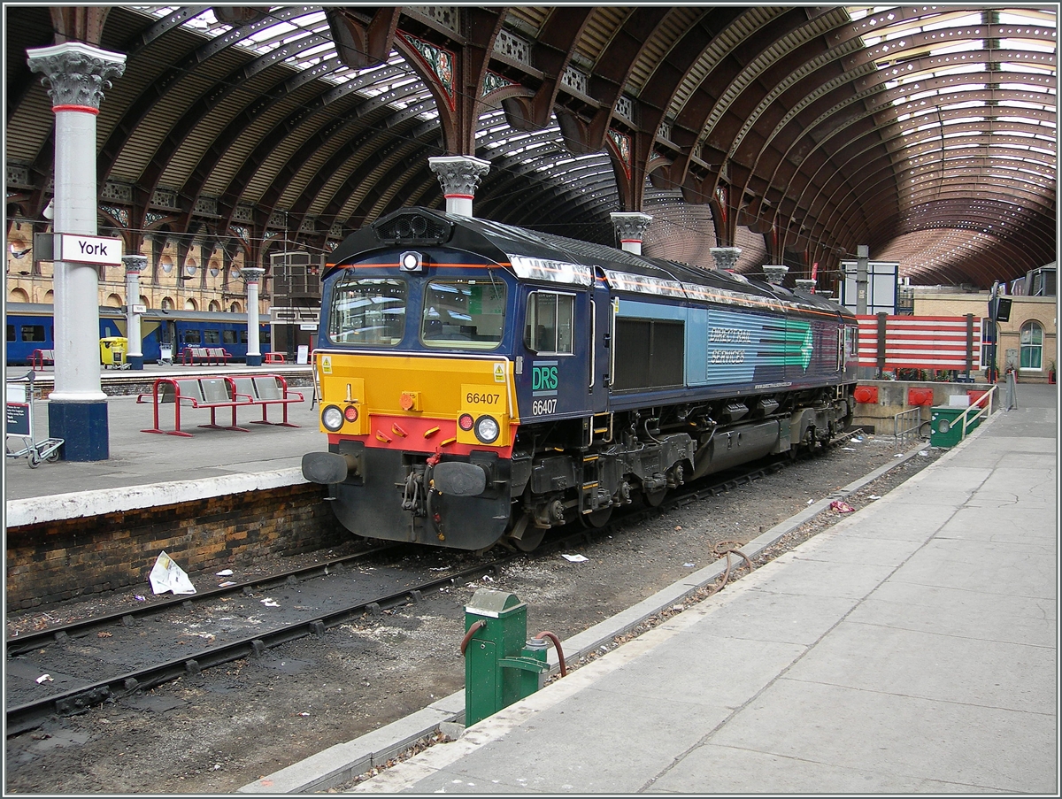 The DRS 66 407 in York.
30. März 2006