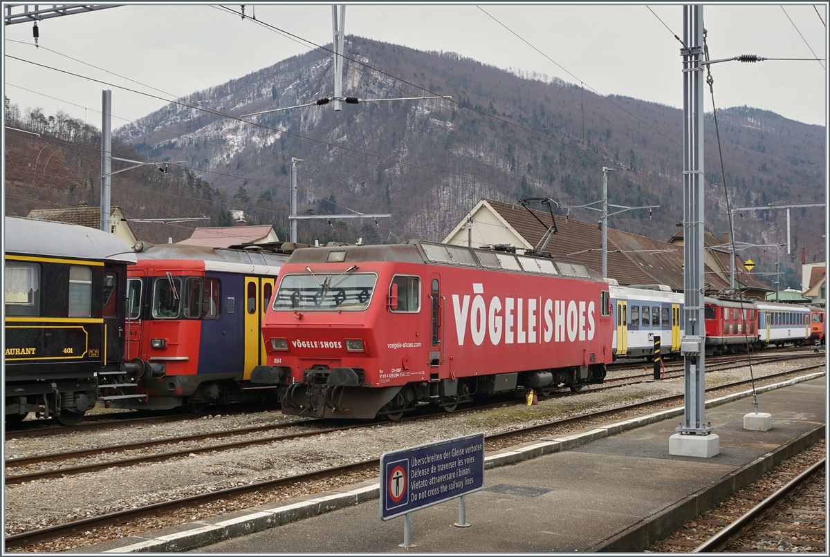 The DSF Re 456 094 (91 85 4 456 094-2 CH-DSF) in Balsthal. 

21.03.2021