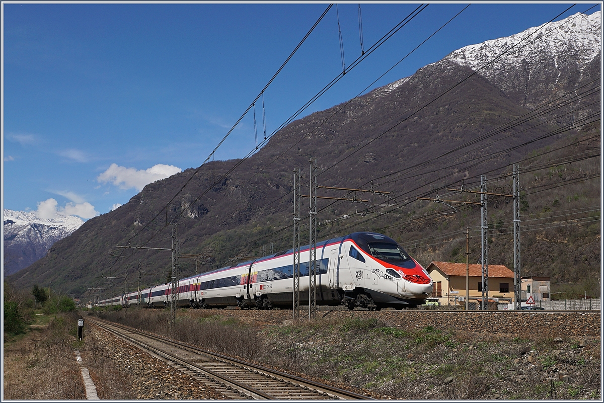 The EC 151 from Milano to Frankfurt by Premosello.

24.04.2019