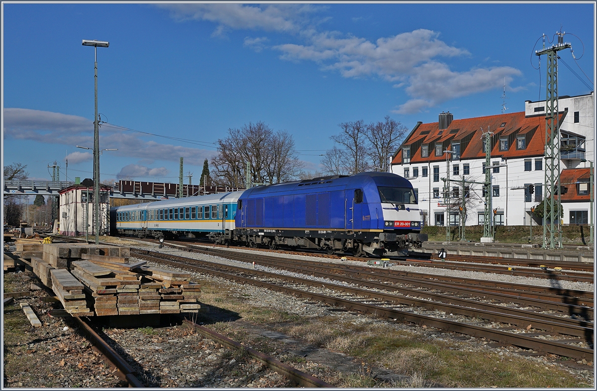 The ER 20 001 wiht his  Alex  from München is arriving at Lindau.
16.03.2018