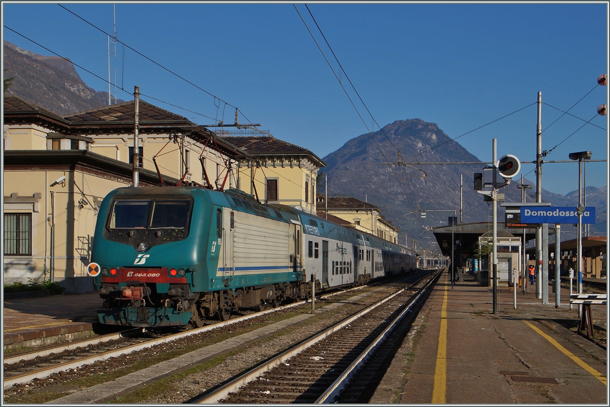 The FS 464 080 in Domodossola. 
31.10.2014