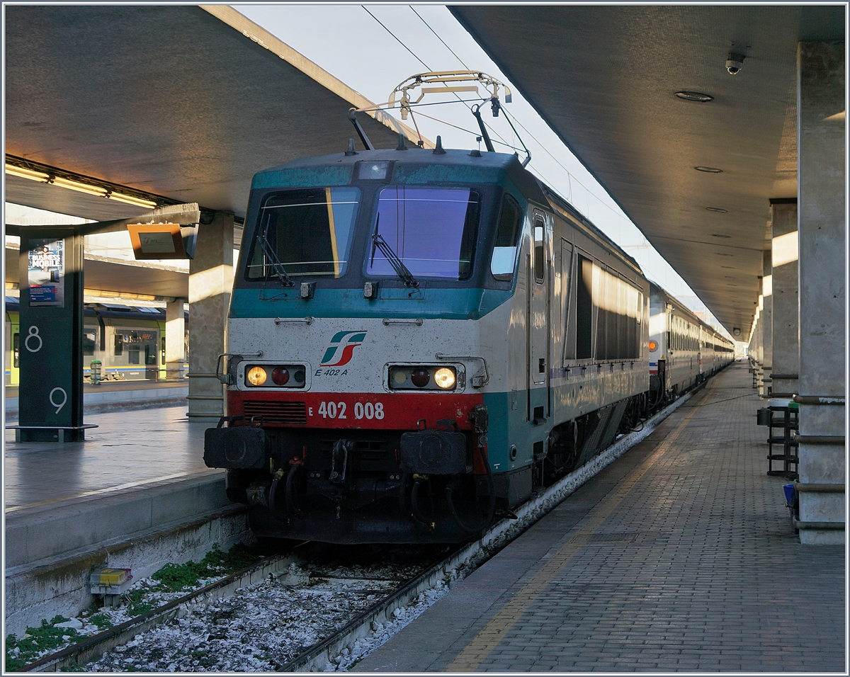 The FS trenitailoa E 402 008 in Firenze SMN.
16.11.2017