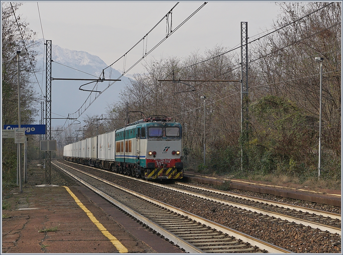 The FS Trenitalia E 655 523 with a Cargo Train by Cuzzago (Domodossola - Milano Line).

29.11.2018