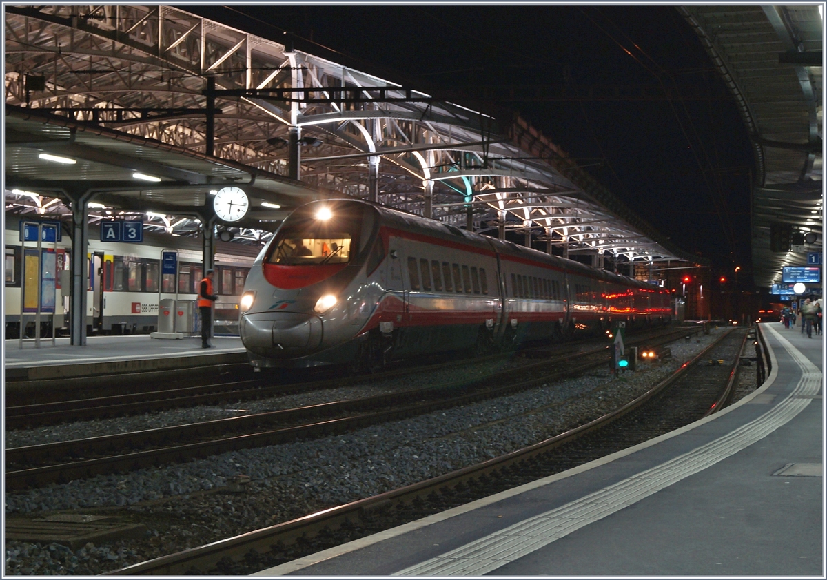 The FS Trenitalia ETR 610 012 in Lausanne.
18.02.2018