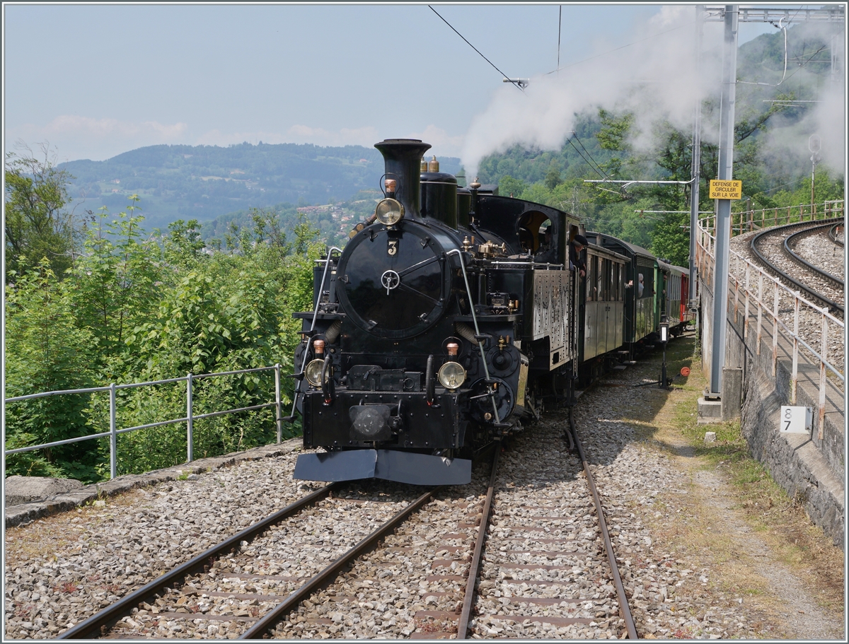The HG 3/4 N° 3 on the way to Chaulin in Chamby. 

28.05.2023