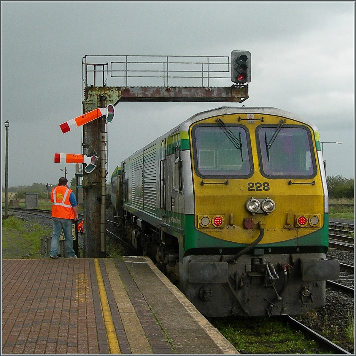 The Irish Rail CC 228 in Limerick Junction.
04.10.2006