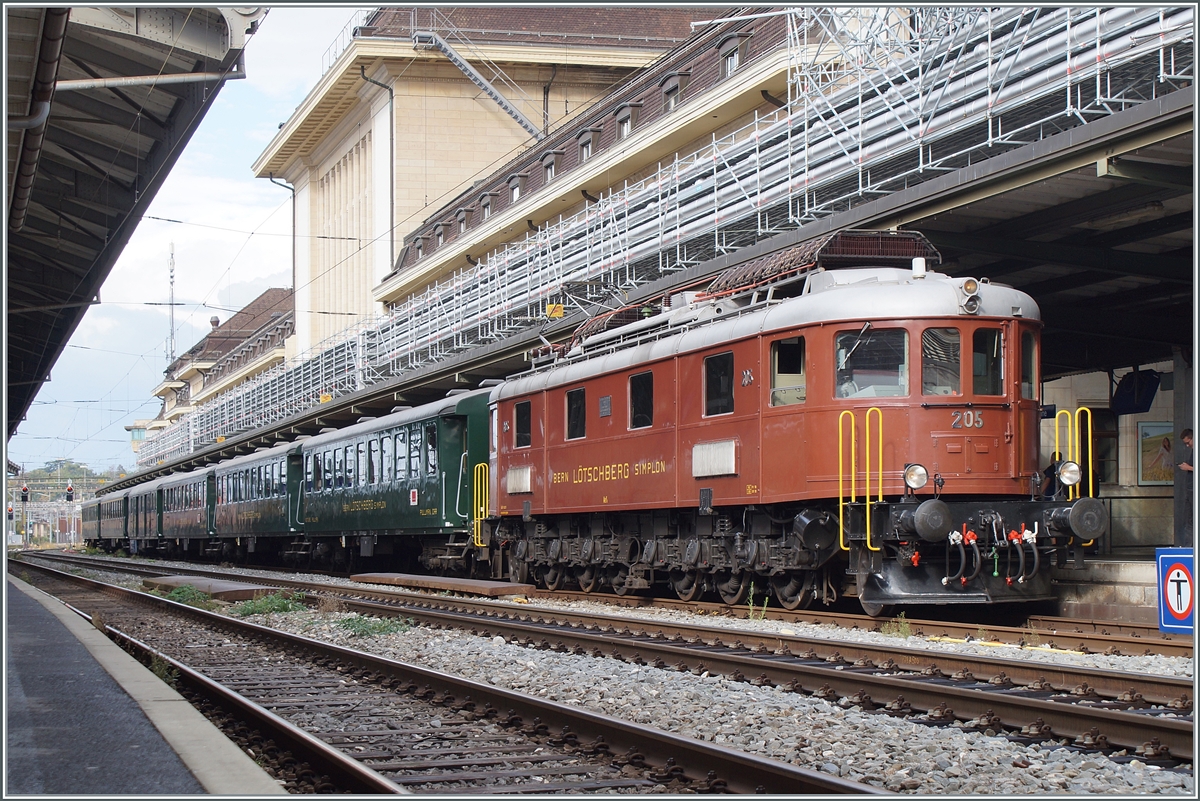 ROXY 3 RAIL ELECTRIC LOCOMOTIVE Ae 6/8 BERN LÖTSCHBERG SIMPLON N° 206