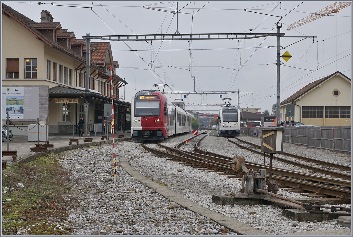 The last days of the old Châtel St-Denis Station. 

28.10.2019