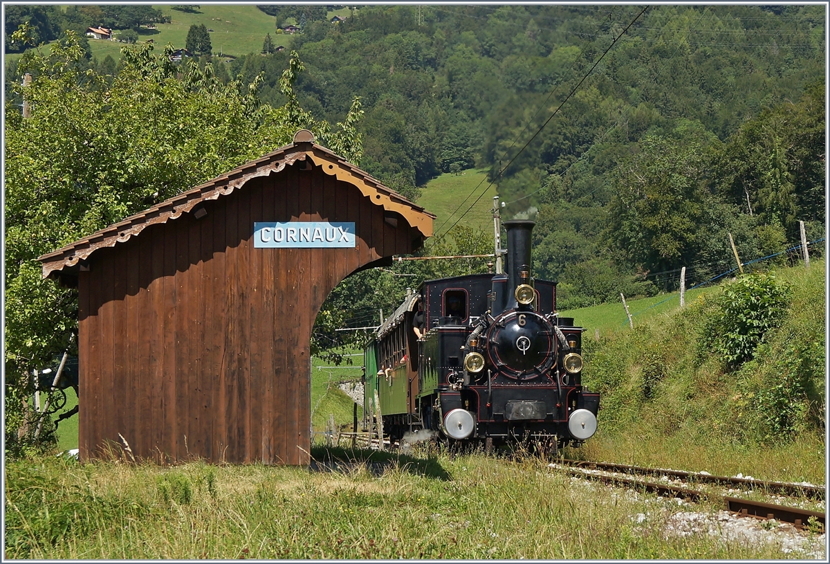 The LEB Ge 3/3 N° 5 by the Blonay Chamby Railway by the Station Cornaux on the way toe Chamby. 

11.08.2019