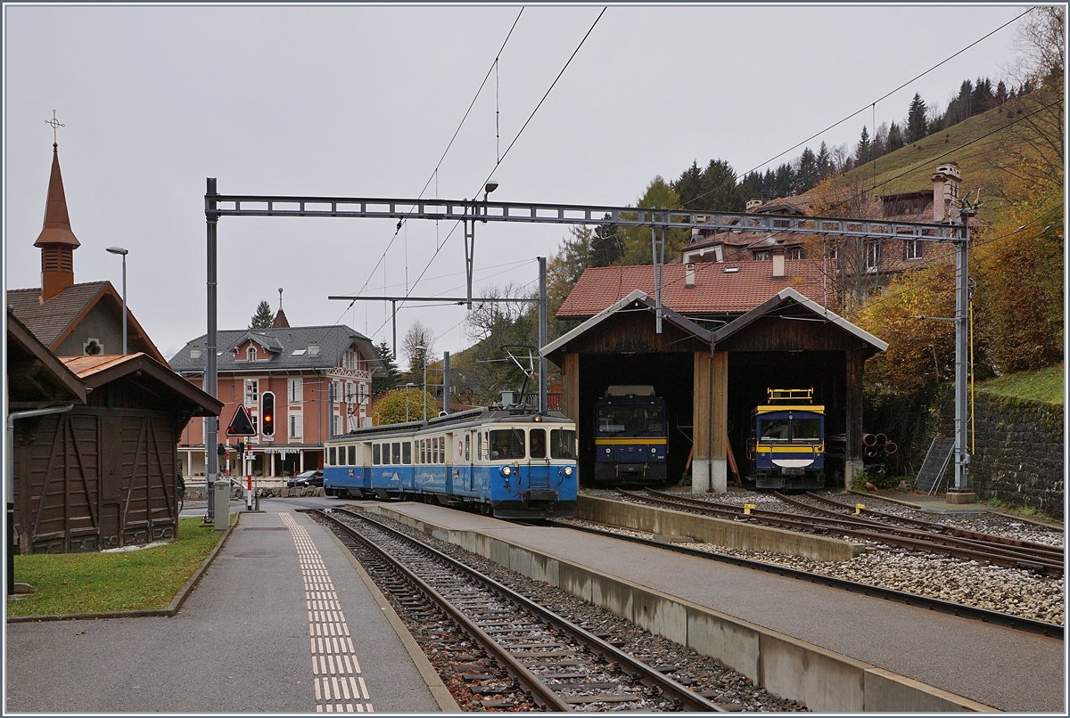 The MOB ABDe 8/8 4001 Suisse in Les Avants.
11.11.2017