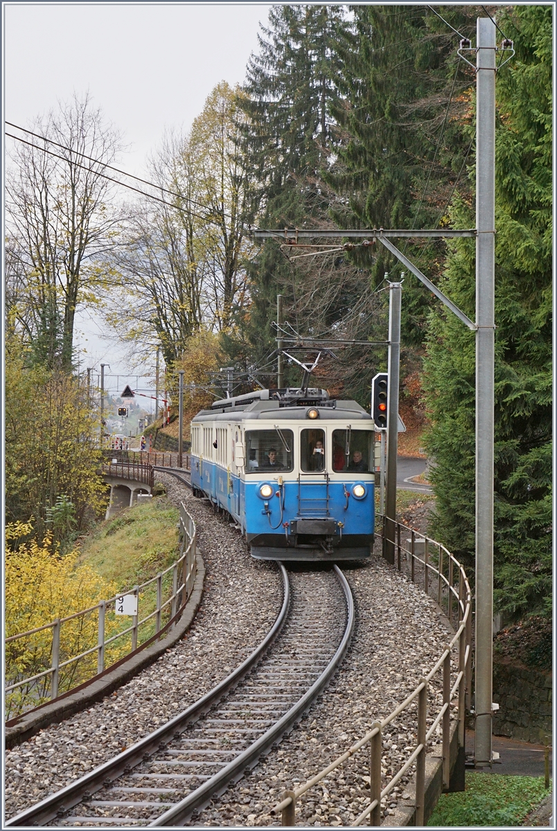 The MOB ABDe 8/8 4001 near Les Avants.
11.11.2017