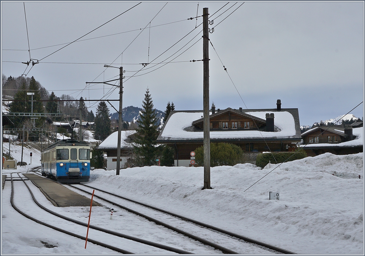 The MOB ABDe 8/8 4001 in Schönried. 
10.01.2018