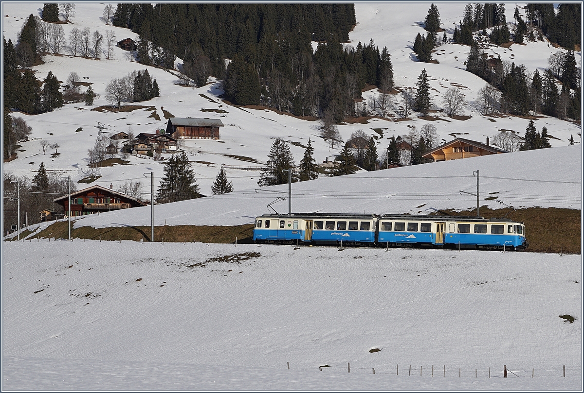 The MOB ABDe 8/8 4002  VAUD  near Schönried.
10.01.2018