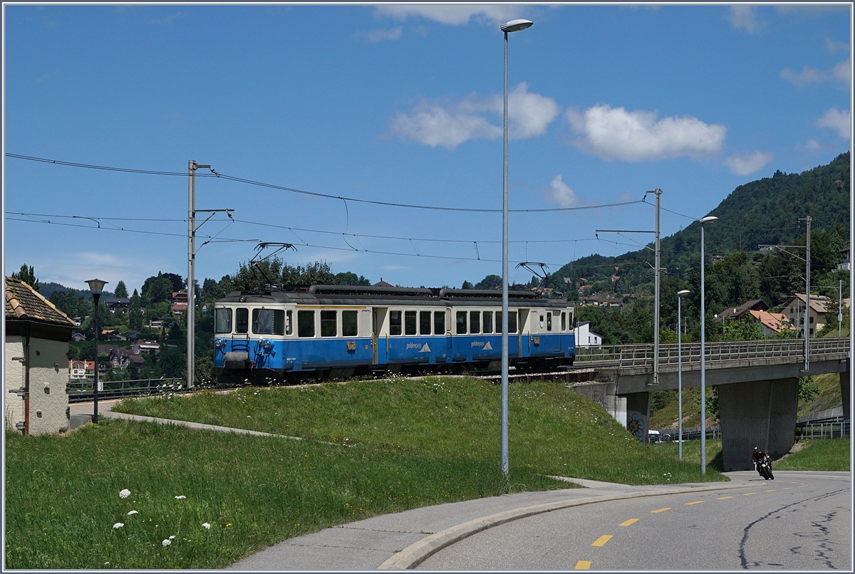 The MOB ABDe 8/8 4004  Fribourg  by Châtelard.
30.06.2017