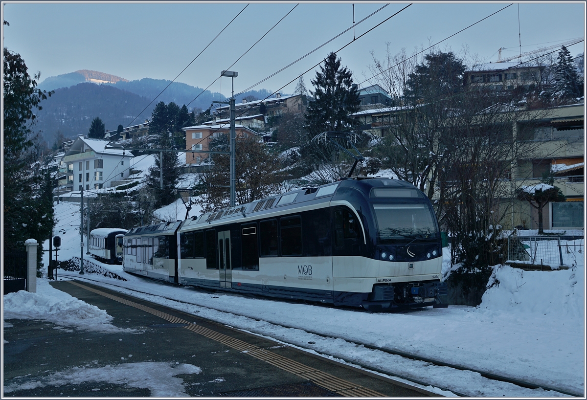 The MOB Alpina Be 4/4 9204 and an other one in Fontanivent.
19.01.2017