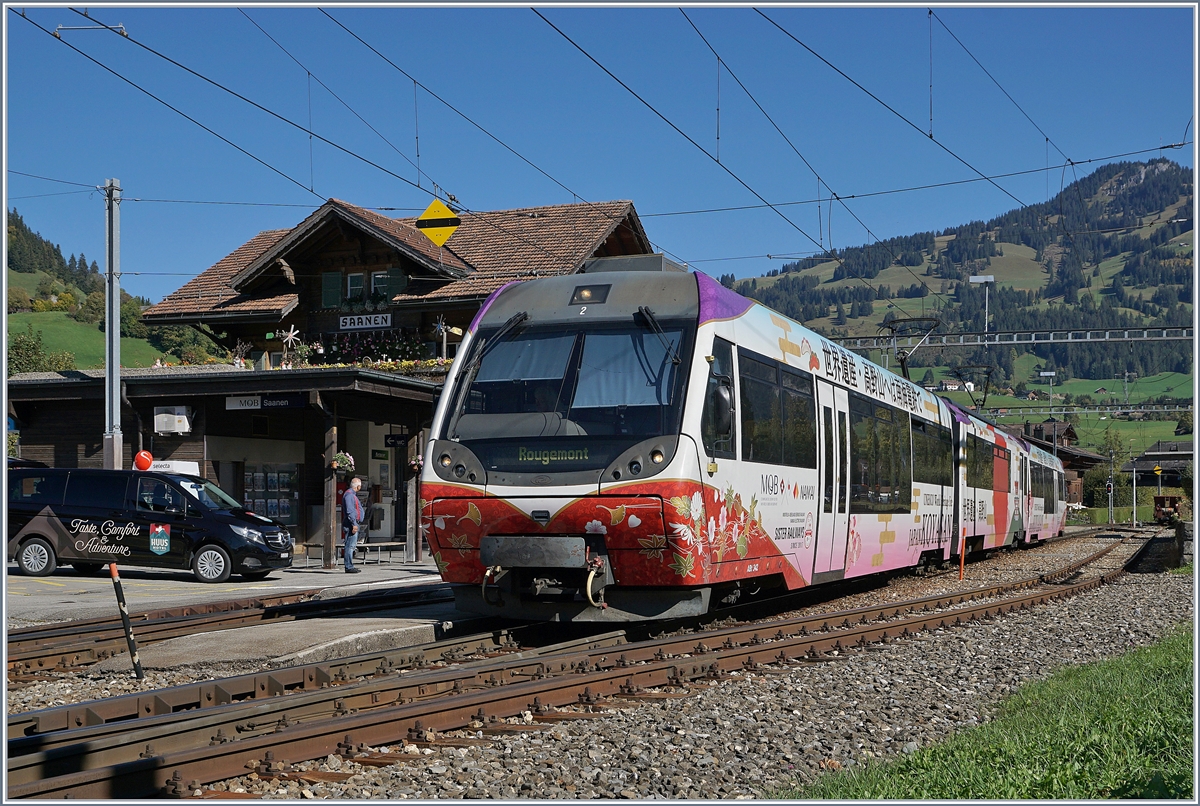 The MOB Be 4/ with  Nankai-(Sister Railway) -Coulor by his stop in Saanen.
 05.10.2018