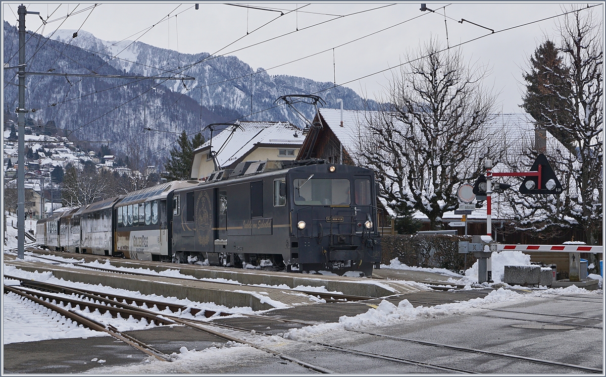 The MOB GDe 4/4 6002 with an MOB Panoramic in Chernex.
29.12.2017