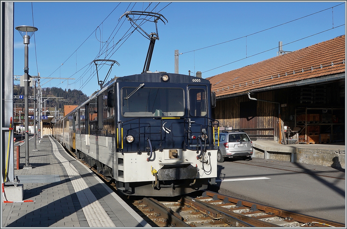 The MOB GDe 4/4 6005 wiht the MOB Panoramic in Zweisimmen.

25.11.2020