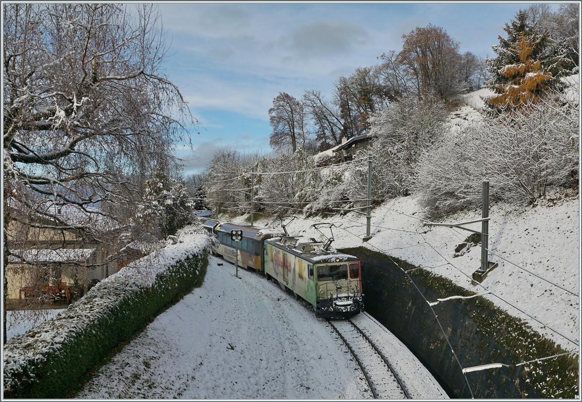 The MOB GDe 4/4 6006  Aigles les Murailles  with a MOB Panoramic on the way to Montreux by Sonzier. 

05.12.2020