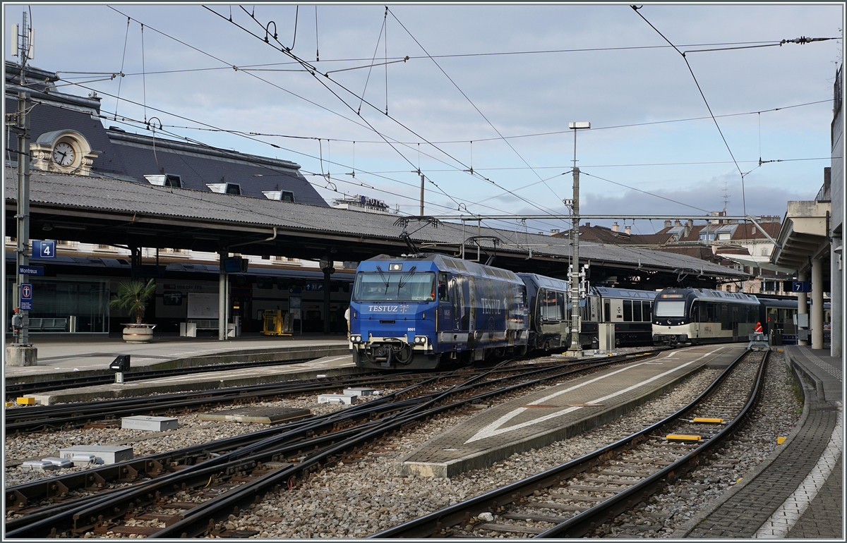 The MOB Ge 4/4 8001 wiht his GoldenPass Expresss GPX 4068 form Montreux to Interlaken Ost is leaving the Montreux Station.

17.02.2024