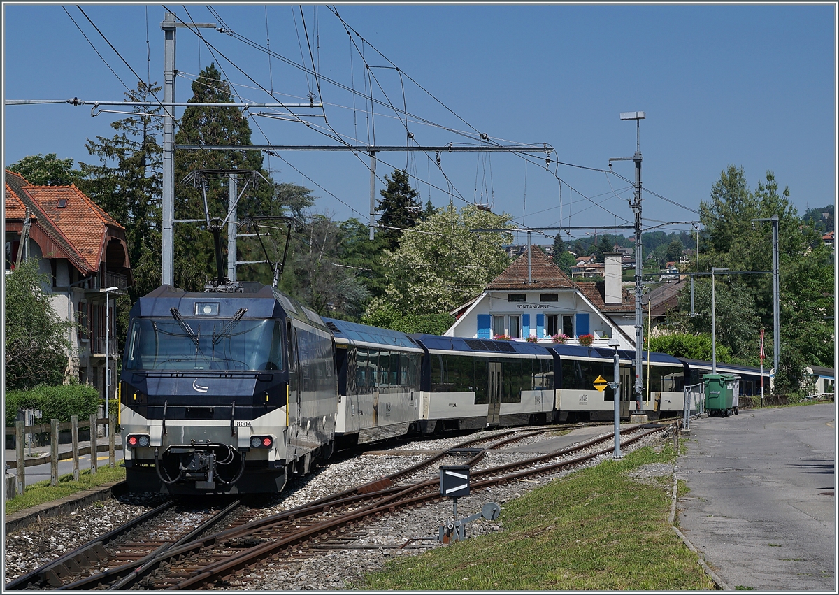 The MOB Ge 4/4 8004 wiht his MOB Panoramic Express on the way from Zweisimmen to Montreux in Fontanivent. 

18.05.2020