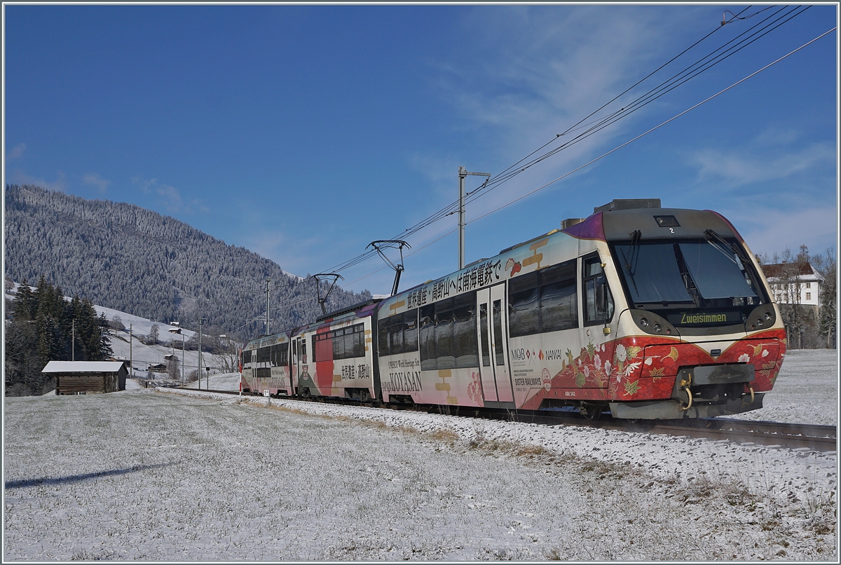 The MOB Lenkerpendel Be 4/4 5002 Nankai / Koyasan is betweeen Stöckli and Blankenburg on the way to Zweisimmen.

03.12.2020