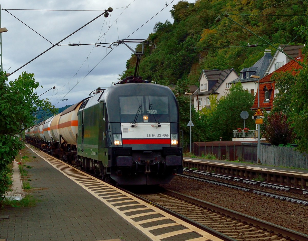 The MRCE Class 182 009 with an liquidgascartrain at Leubsdorf at the rhine. 14.9.2013