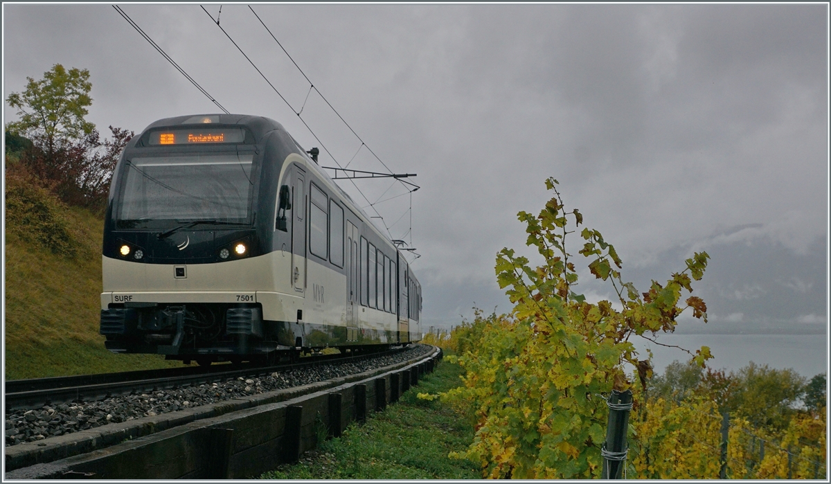 The MVR Abeh 2/6 7501 on the way to Fontanivent by Planchamp. 

23.10.2020