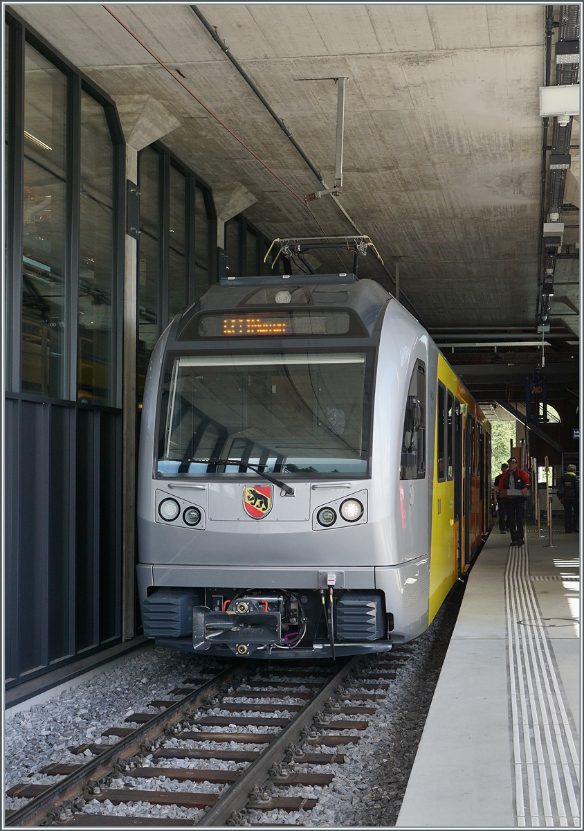 The new BLM Be 4/6 102  Mönch  in the Grütschalp Station. 

23.07.2024