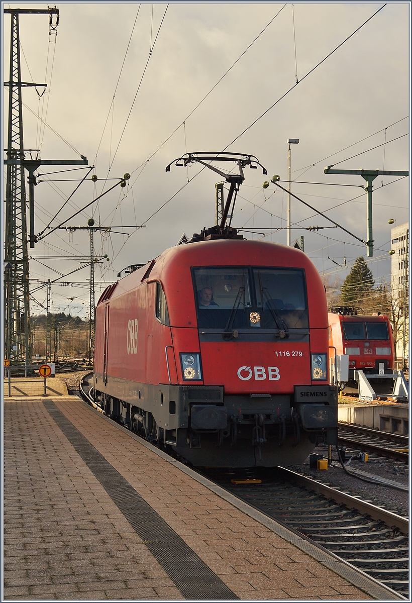 The ÖBB 1116 279 in Singen.
02.01.2018