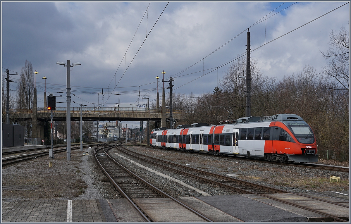 The ÖBB ET 4024 017-8 to Feldkirch in Bregenz.
16.03.2018