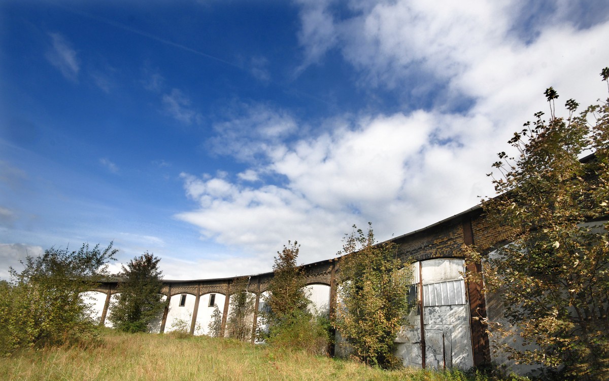 The old locomotive depot in Flensburg-Weiche. Date: 20. september 2011.