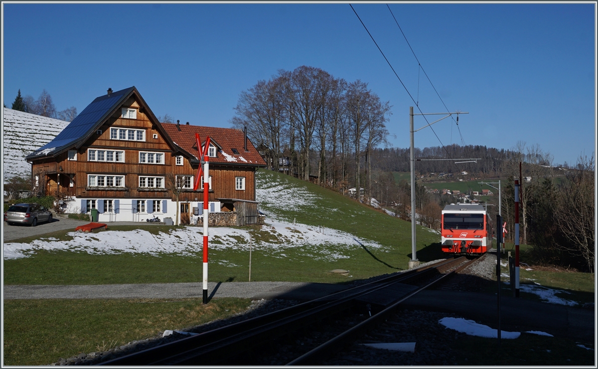 The RHB AB BDeh 3/6 N° 25 by Heiden. 

23.03.2021