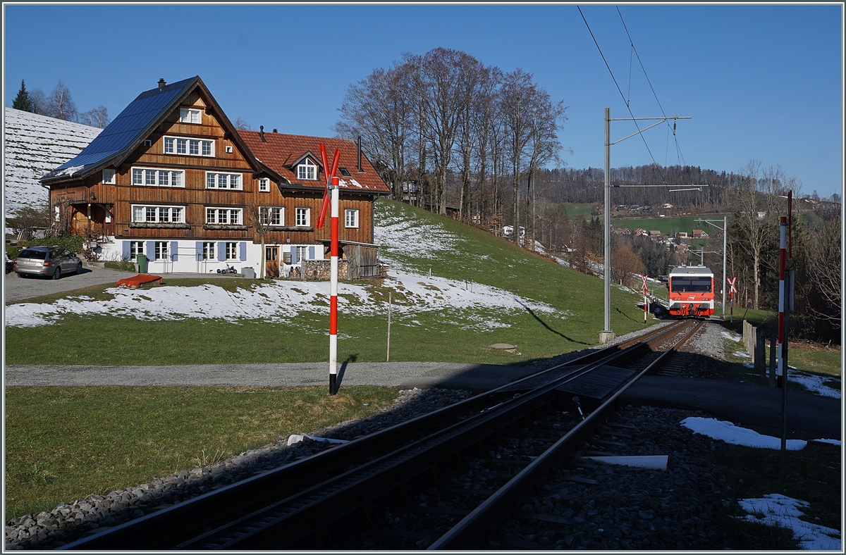 The RHB (Rorschach Heiden Bahn) BDeh 3/6 N° 25 by Heiden. 

24.03.2021