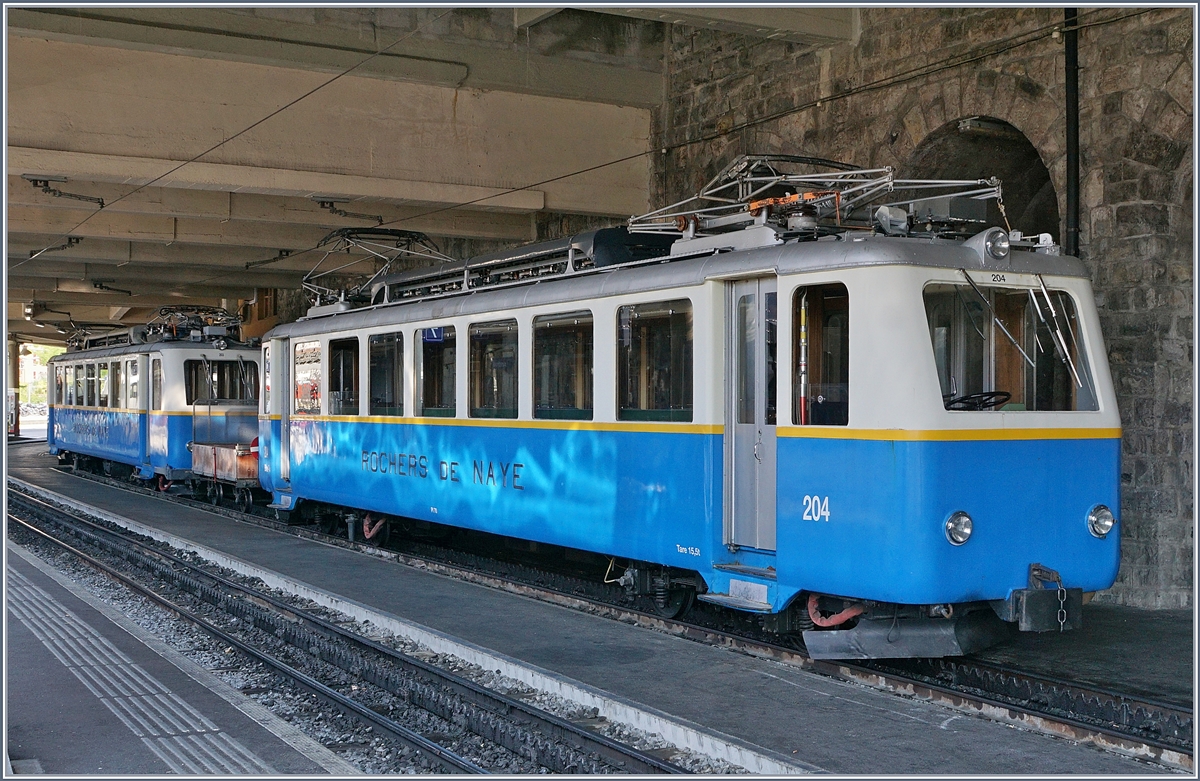 The Rocheres de Naye Bhe 2/4 204 and 203 in Montreux.
03.08.2018