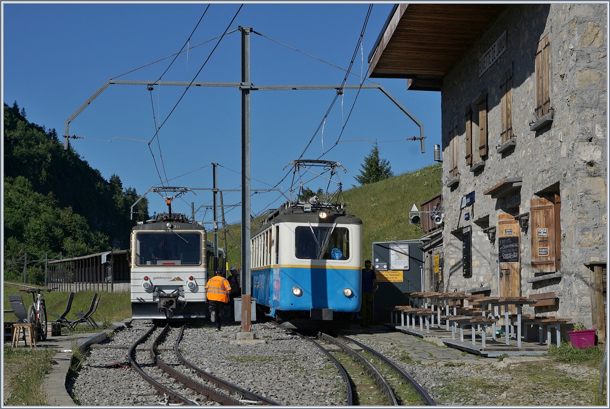 The Rochers de Naye Bhe 4/8 305 and Bhe 2/4 207 in Jaman.01.07.2018