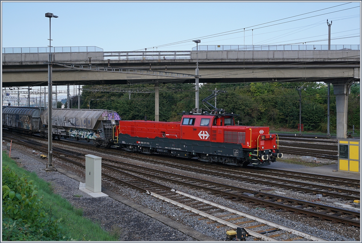 The SBB Aem 940 006 (UIC 91 81 4 940 006-0 SBBI) works on the Lausanne Triage Station. 

02.09.2020