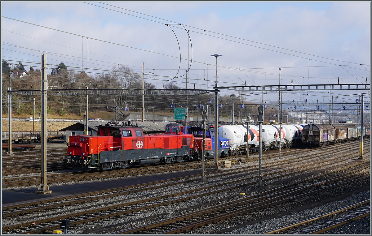 The SBB Aem 940 013-6 in the Lausanne Triage Station.

04.02.2022