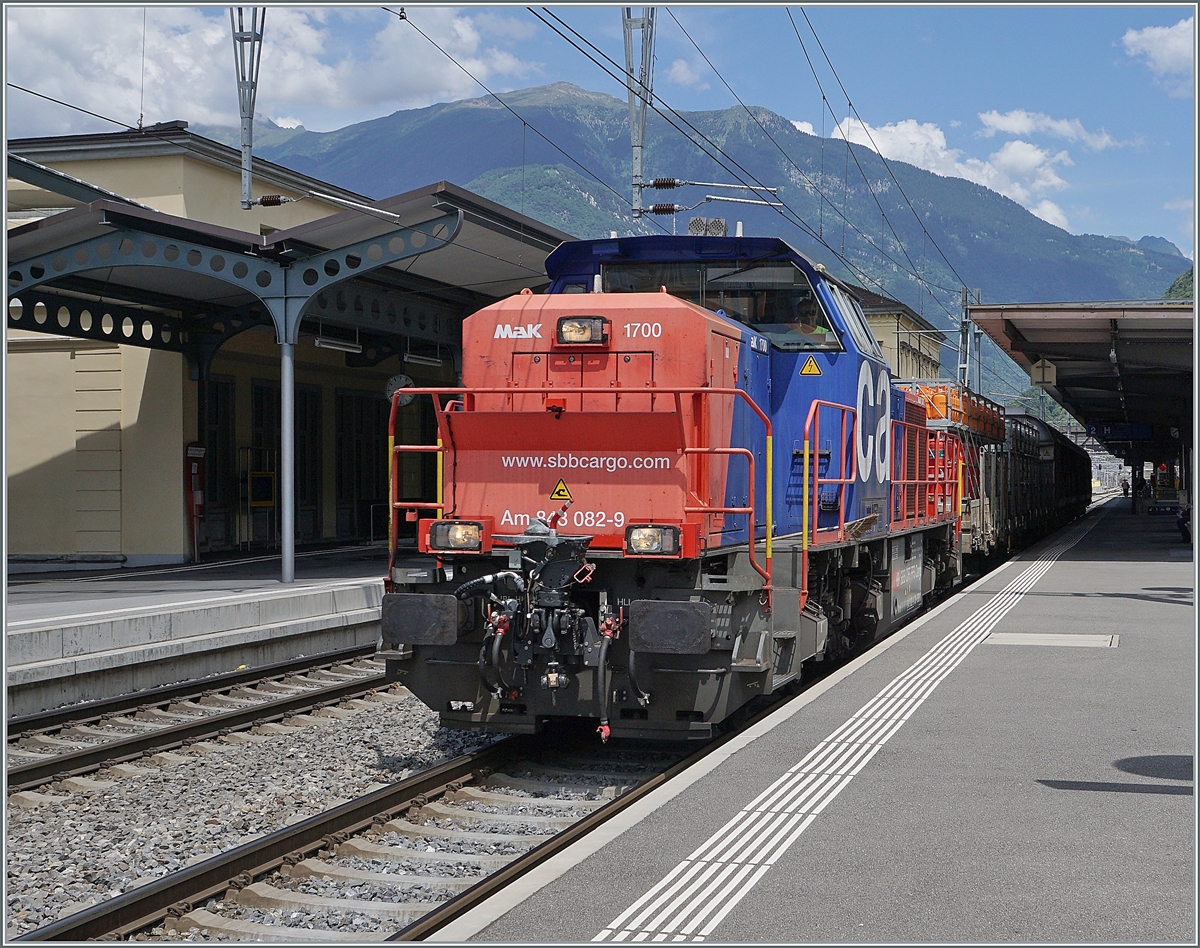 The SBB Am 843 082-9 in Bellinzona. 

23.06.2021
