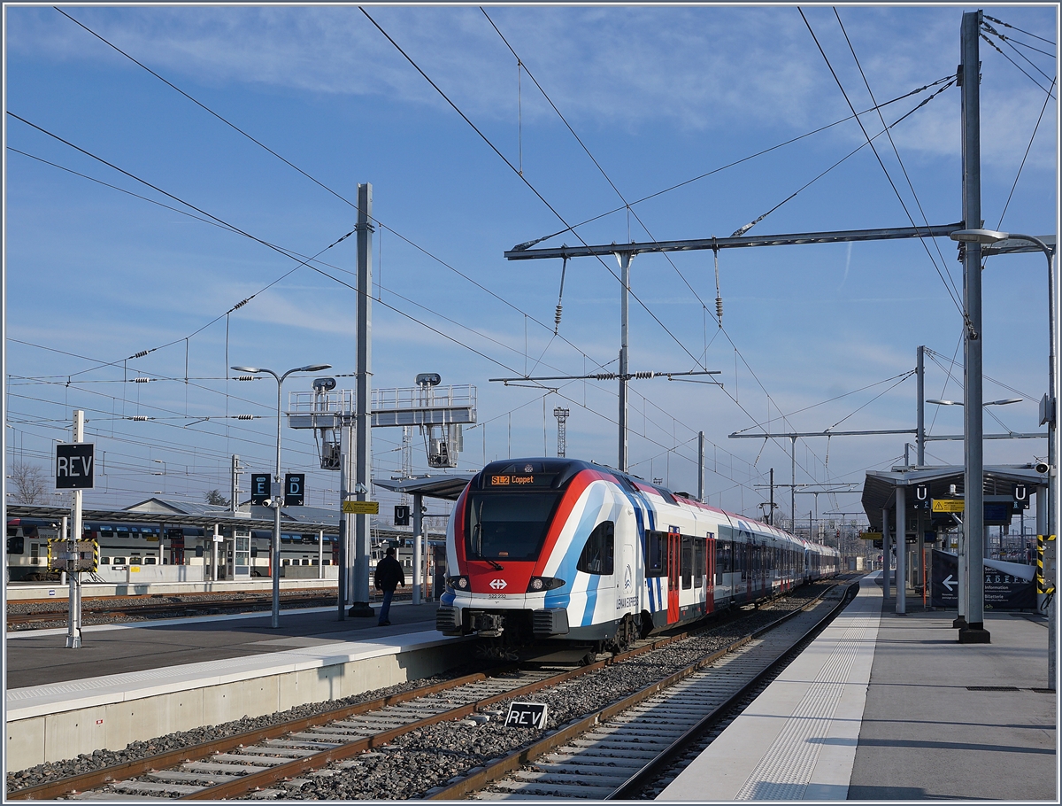 The SBB CFF LEX RABe 522 232 in Annemasse is the SL 2 to Coppet. 

21.01.2020