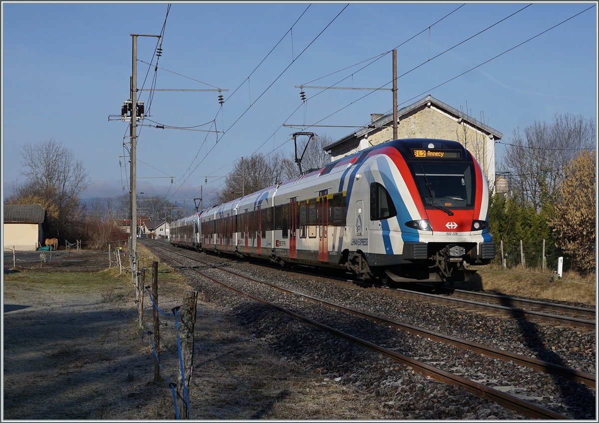 The SBB LEX RABe 522 226 and an other one ont the way to Annecy by St-Laurent.

12.02.2022