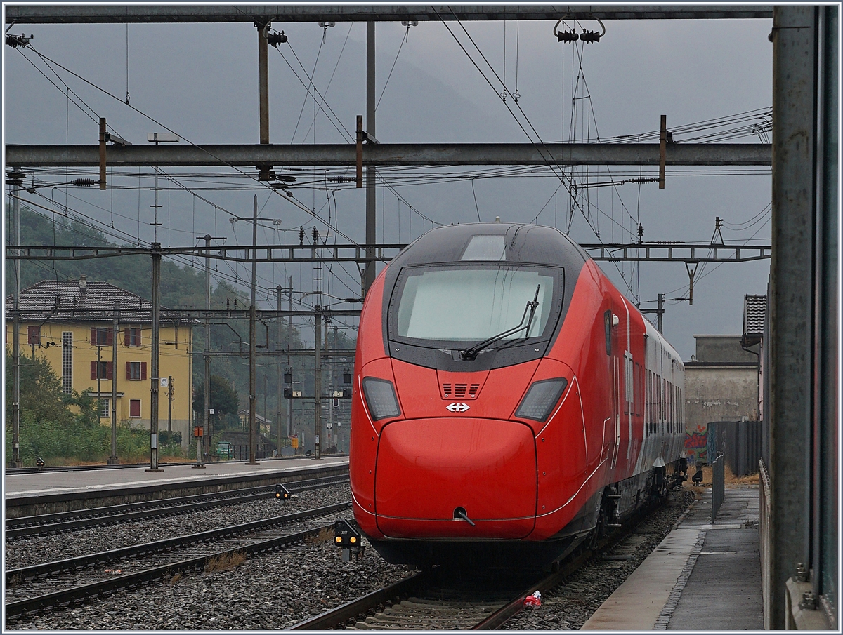 The SBB RABe 501 004  Giruno  (UIC 93 85 0501 004-2 CH-SBB) in Riviera-Bironico
01.10.2018