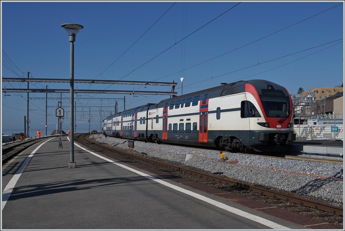 The SBB RABe 511 021 on the way to St Maurice in Cully.

01.04.2021
