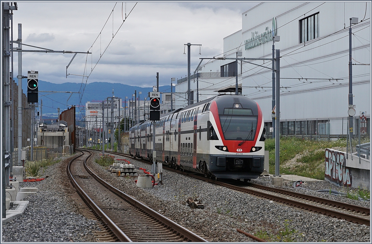 The SBB RABe 511 114 from Annemasse to St-Maurice by Prilly-Malley.

17.07.2020
