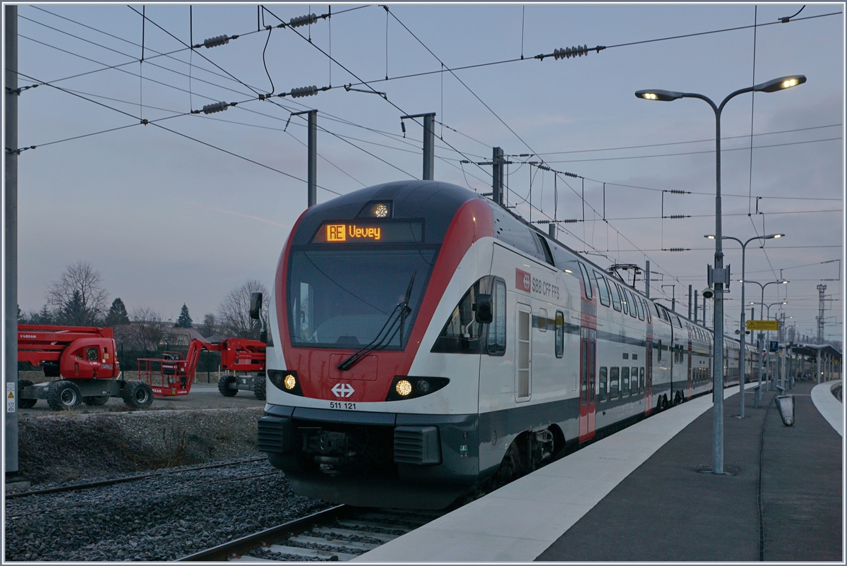 The SBB RABe 511 121 on the way to Vevey in Annemasse. 21.01.2020