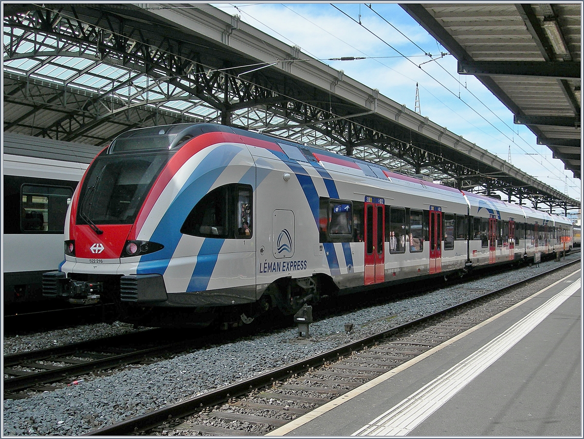 The SBB RABe 522 216 Leman Express in Lausanne.
11.04.2018