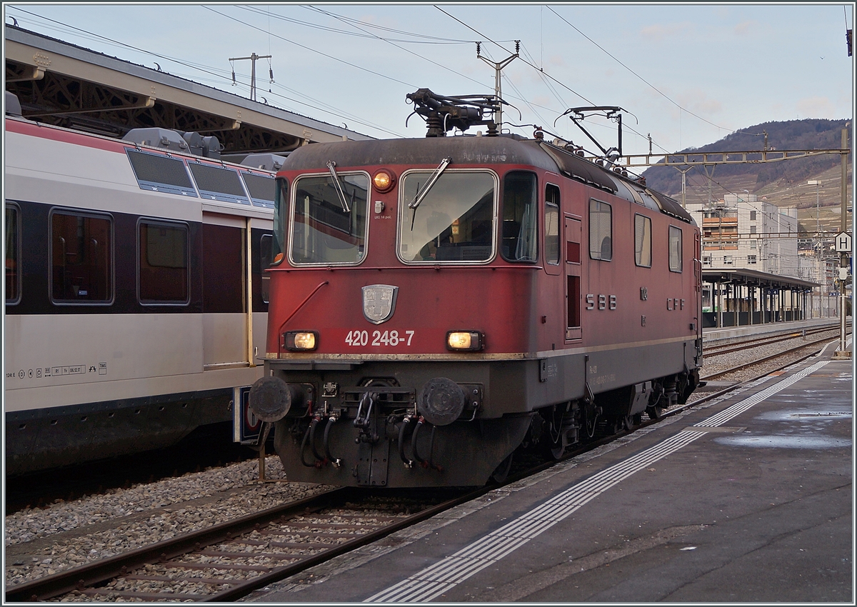 The SBB Re 4/4 11248 (Re 420 248-7) in Vevey. 

19.02.2021