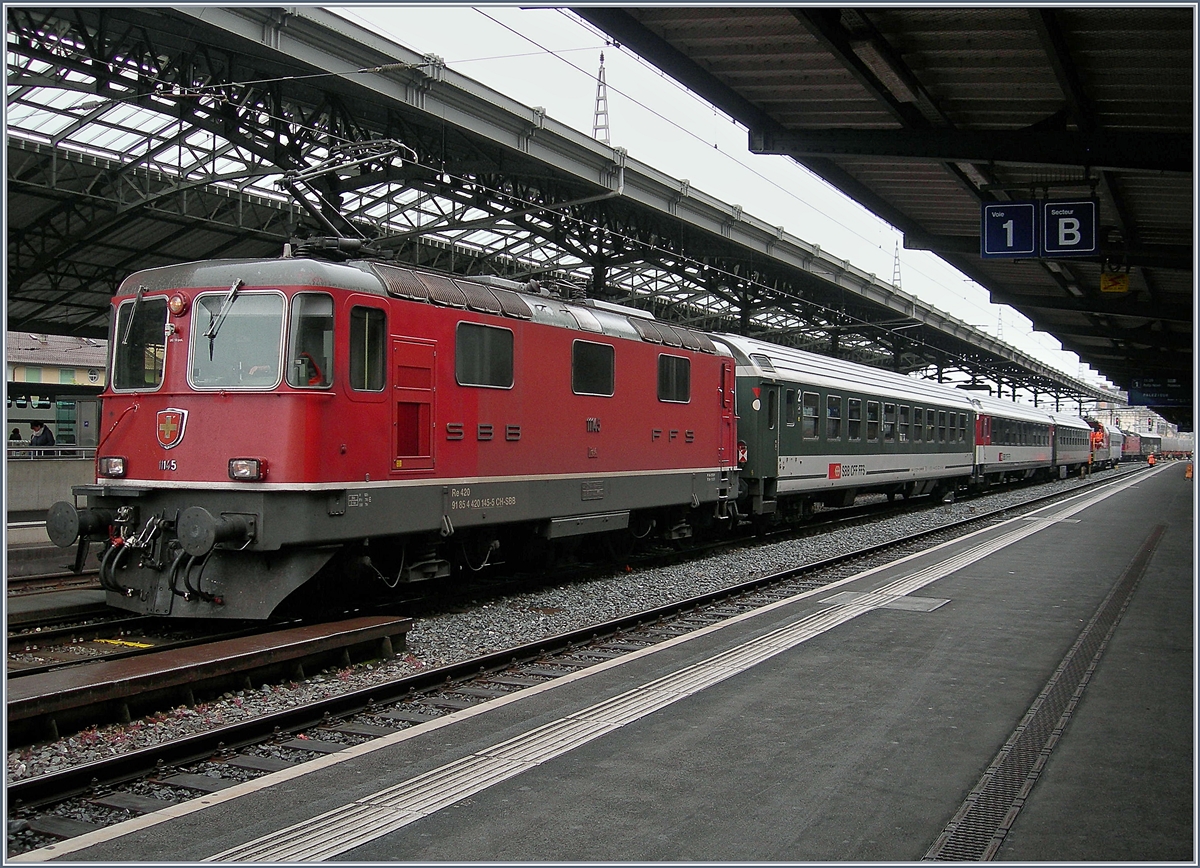 The SBB Re 4/4 II 11145 in Lausanne.
16.05.2018