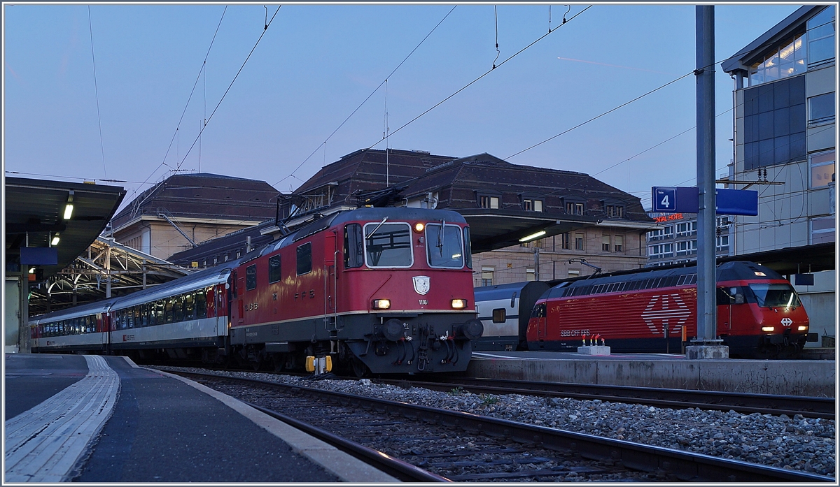 The SBB Re 4/4 II 11181 in Lausanne.

20.02.2019