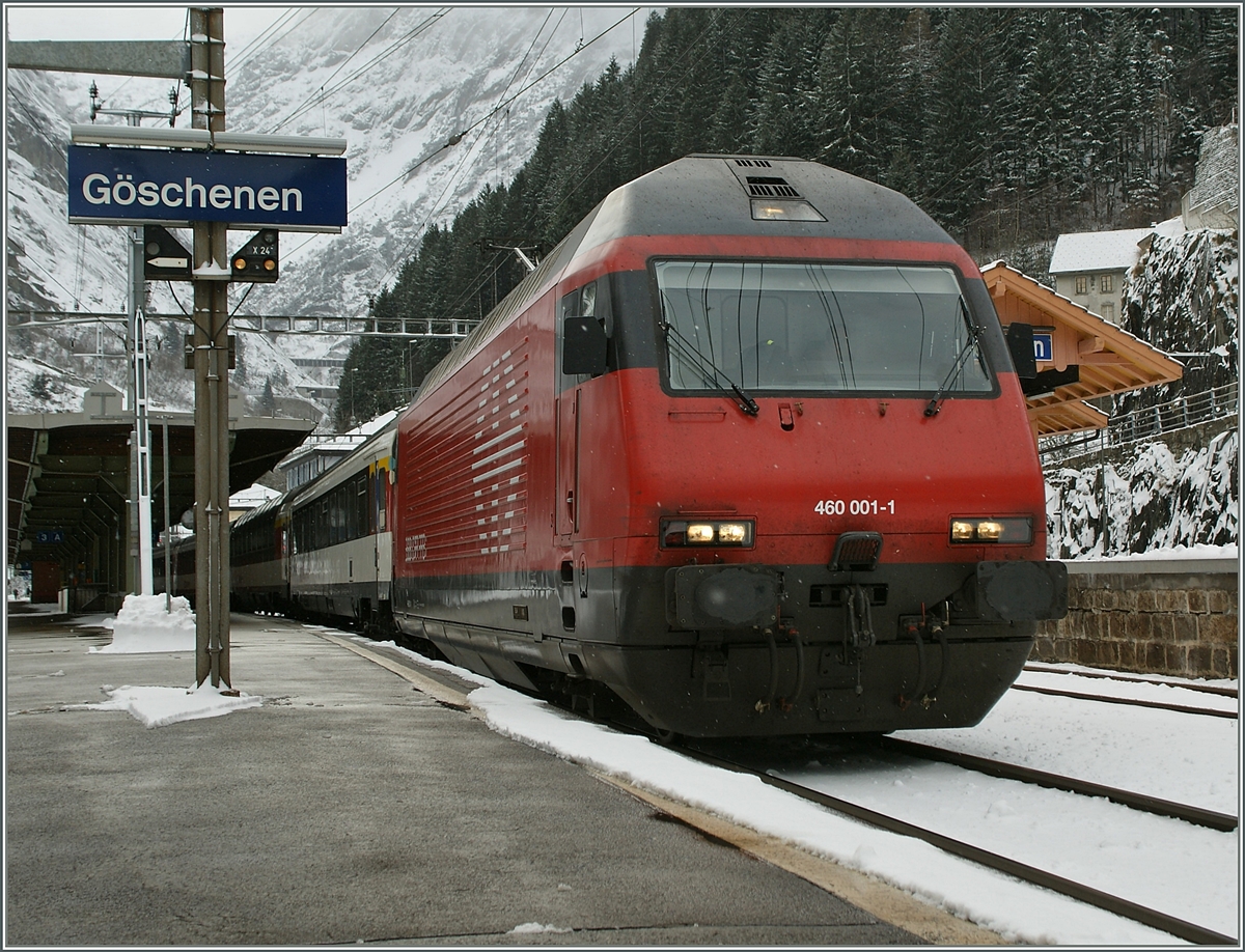 The SBB Re 460 001-1  Lötschberg  in Göschenen.
24.01.2014